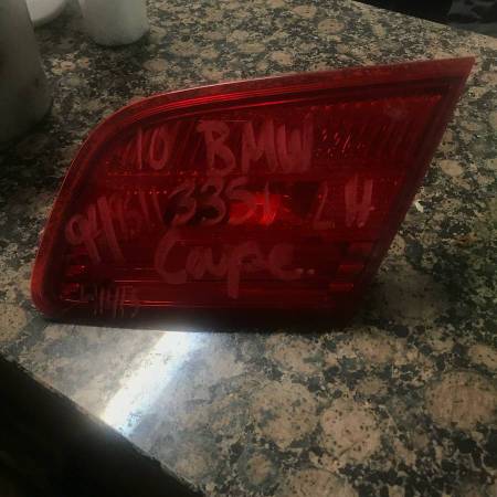 Photo 2010 BMW 3 series coupe Left Trunklid Light $35