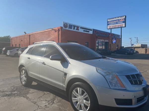 Photo 2011 Cadillac SRX CLEAN TITLE Luxury SUV drives smooth Sunroof - $7,499 (dallas)