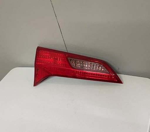 Photo 2016-2018 Honda Accord RDX Tail Light Left Side $85