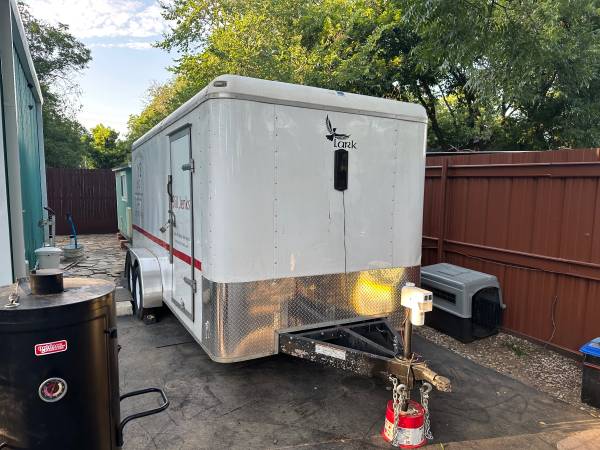 Photo 2018 lark 16 ft enclosed trailer $3,900