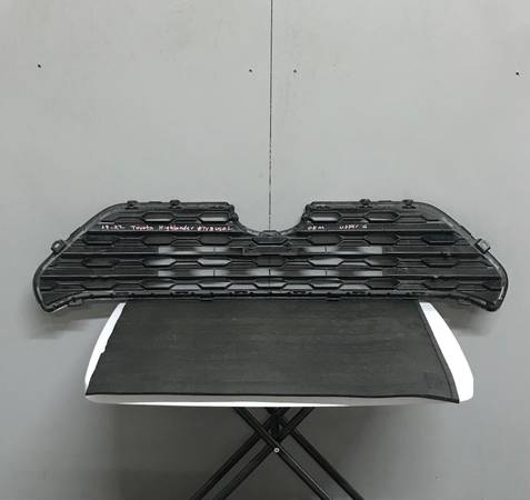 Photo 2019-2022 Toyota Highlander Grill $85