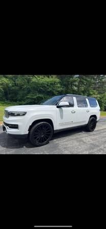 Photo 2022 jeep grand wagoneer series 3 $95,150