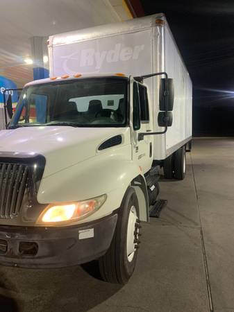 Photo 24 FOOT BOX TRUCK FOR SALE - $30,000 (Coppell, TX)