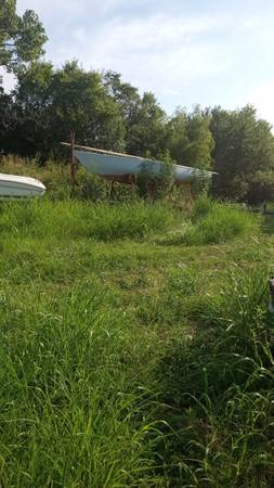 27 Soling sailboat and trailer $200