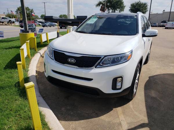 Photo $700-$950 Down  In House Financing Repo Is Ok - $700 (Over 1000 cars bad credit $700-950 Down BUY HERE PAY HE)
