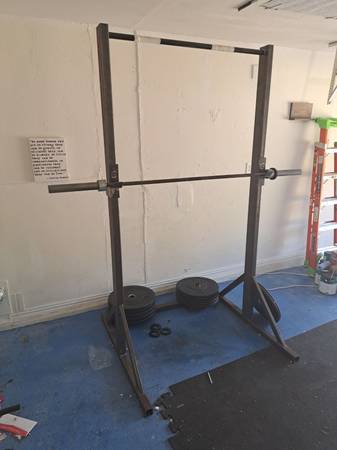 Photo Custom Built Squat Rack  Chin Up Bar  other weightlifting $75 OBO $75