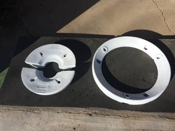 Photo Ford Tractor Wheel Weights $100