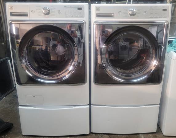 Photo Kenmore Elite washer and dryer. $500