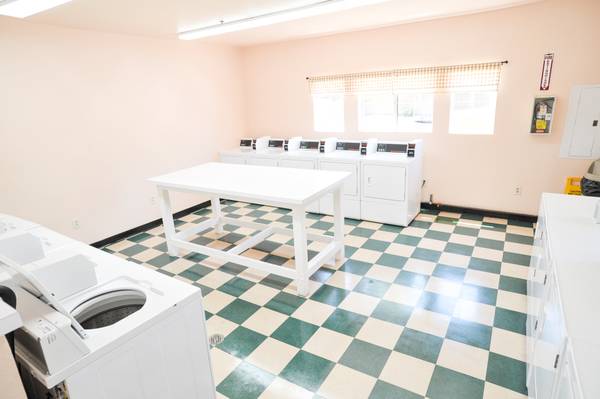 Photo Make Us Your Home Budget Suites - $299 Weekly - 5289 St Hwy 121 $299