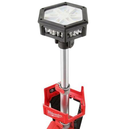 Photo Milwaukee M18 Dual Power Tower Light LED (Tool Only) $180