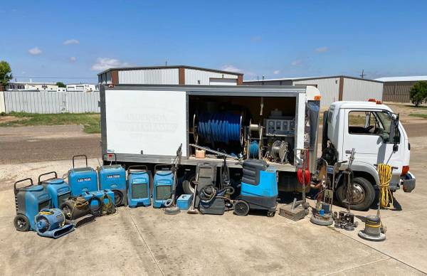 PRICE REDUCED  Commercial carpet cleaning and restoration truck and all equip
