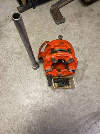 Receding Geared Threaders RIDGID Receding Geared Threader: 141, For 2 1/2 in to 4 in Pipe, 2 1/2 ...