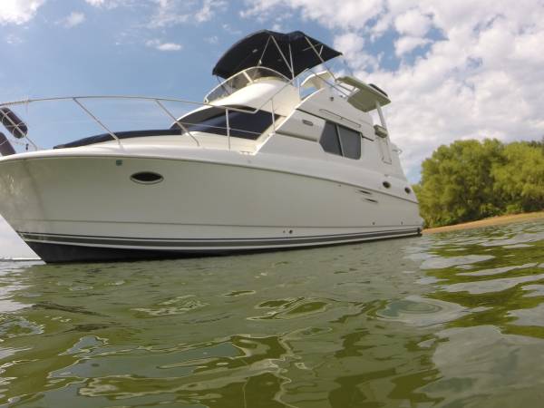 Photo Silverton 322 MY $69,900