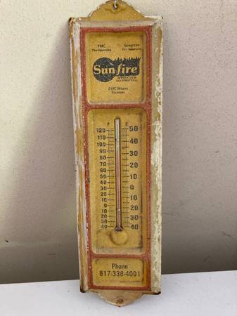 Photo Vintage Advertising thermometer- Sunfire Apparatus Equipment Ft Worth $35