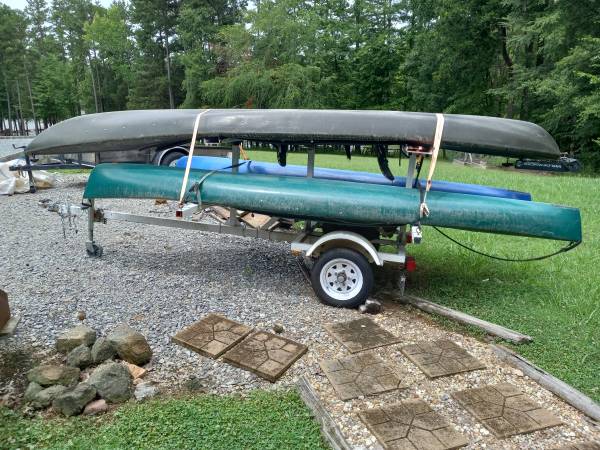 Photo REDUCEDC 3 Kayaks with custom built trailer with paddleslife jackets $2,900