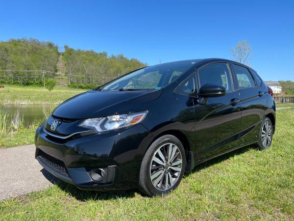 Photo 2017 Honda Fit Ex - Loaded, Spotless, Only 41k Miles $18,750