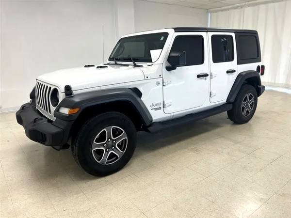 Photo 2018 Jeep Wrangler Unlimited...Local trade Hard top Priced to sell $29,835