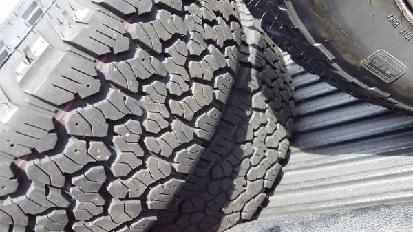Photo 4 Wheels and tires off Silverado 26570R17 $900