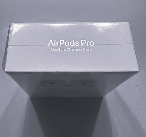 Photo Apple Airpods Pro 1st Generation-NEW $145