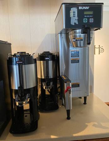 Photo Commercial Bunn Coffee Brewer $500