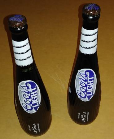 Photo Coors Light baseball bat beer bottles