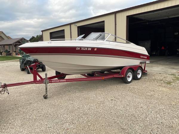 Four Winns boat and trailer $10,000