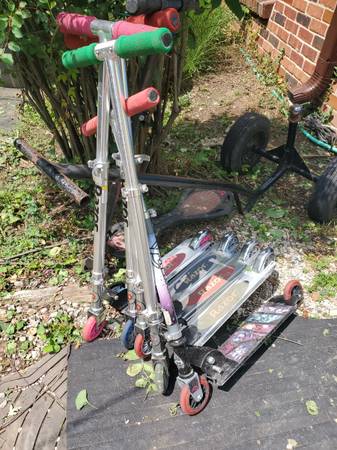 Photo Lot of Scooters $10