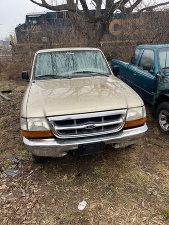 Photo Parting out 1999 ford ranger four door truck. $1