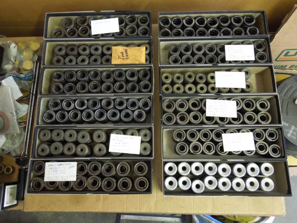 Photo Valve Springs, 12 Sets, Solid Roller, Hydraulic Roller, Flat Tappet $150