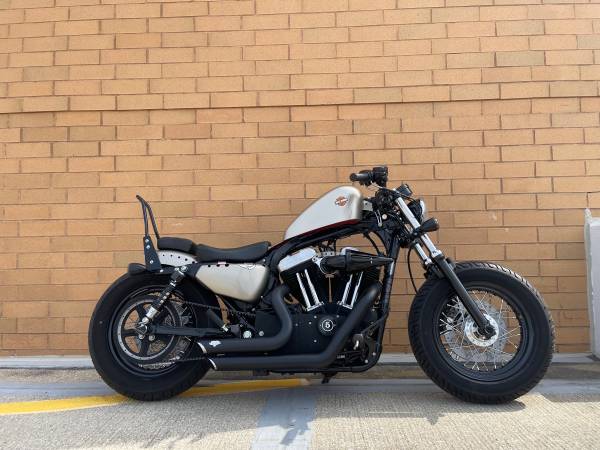 Photo 2010 Harley Forty Eight Motorcycle $8,000