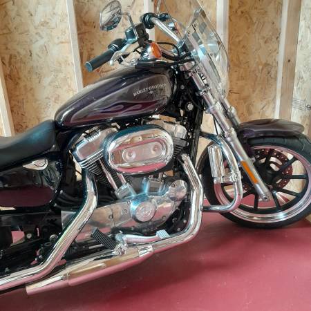 Photo 2017 Harley sportster $6,000
