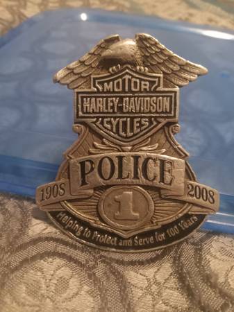 Photo Harley Davidson 100th anniversary police belt buckle $50