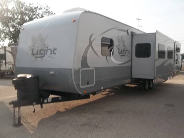 Photo 2015 Open Range bunk house travel trailer, 308BHS, 3 slides, clean $29,888