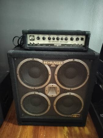 Photo Bass  and 4x10 cabinet $300