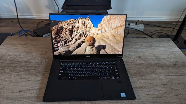 Photo Dell XPS 15 9500 series 2017 FINAL DISCOUNT $500