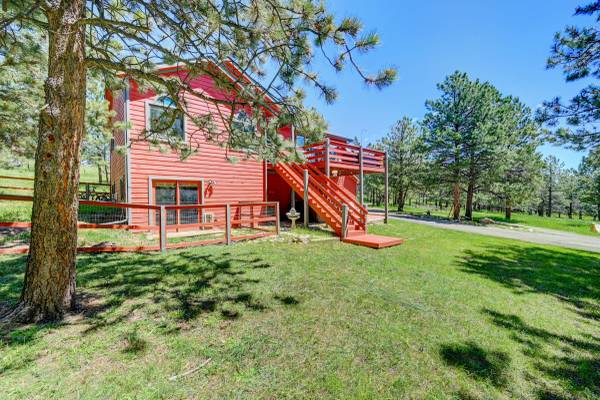 Photo $10k Credit-Gorgeous Mountain Home with HIGH SPEED Internet $695,000