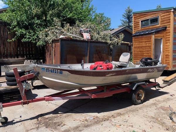 12 aluminum fishing boat $1,200