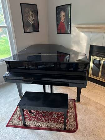 1998 Boston model GP-178 grand piano $11,800