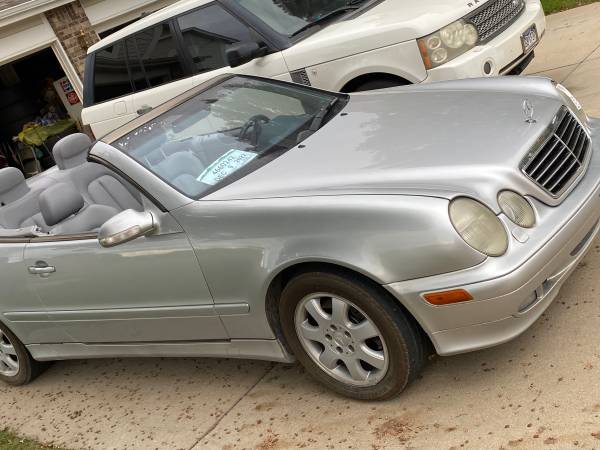 2003 Mercedes CLK 320 $4,300