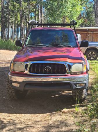 Photo 2004 Toyota Tacoma, SR5, Off-road package, 4WD $14,000
