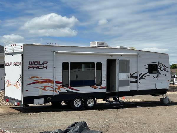 Photo 2008 forest river Wolf Pack Toy Hauler PRICE REDUCED $14,500