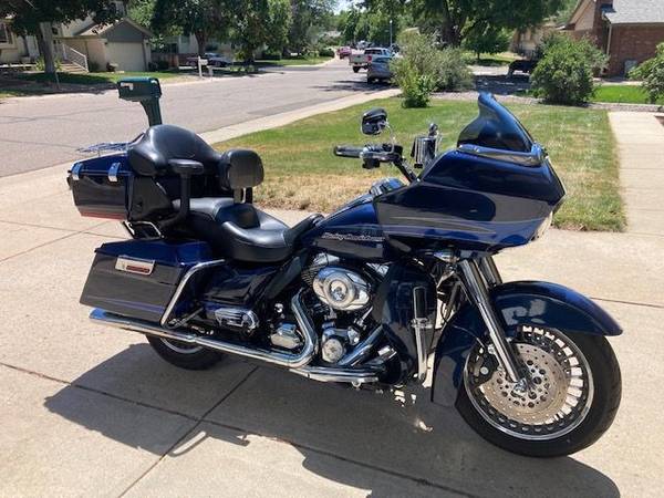 Photo 2012 Road glide Ultra-great deal $10,000