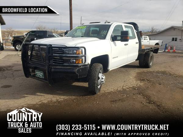 Photo 2015 Chevy Silverado 3500 HD Crew Cab 4x4 Flatbed - $34,988 (Country Truck  Auto)