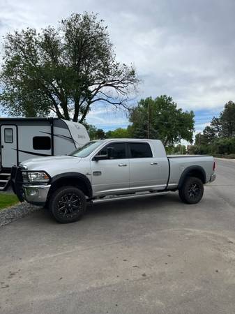 Photo 2015 Dodge Ram 2500 Mega Cab - Laramie Longhorn $35,000