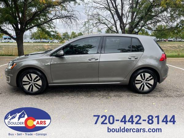 Photo 2015 Volkswagen e-Golf Limited Edition Immaculate Super Low Mileage e-Golf New M - $17,995 (Boulder Cars)