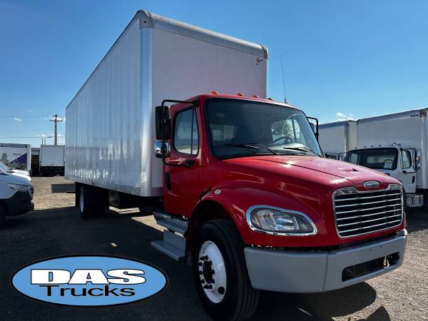 Photo 2016 Freightliner M2 106 NON-CDL 30 Foot Box Truck - N0776 $40,987