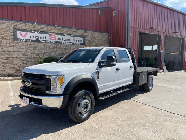 Photo 2017 FORD F-550 XL SD CREW CAB 4X4 9ft FLATBED - $64,950 (COMMERCE CITY)