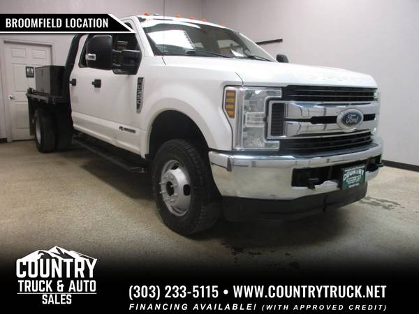 Photo 2018Ford F350 STX Crew Cab Flatbed - $39,988 (Country Truck  Auto)