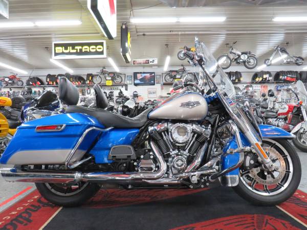 Photo 2018 Harley Road King 107ci FLHR(Steeles Cycle Buy,Sell,Trade,Consign) $14,499