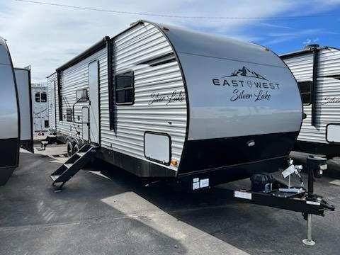 Photo 2022 East to West () Take Over Pmts No Credit $29,000